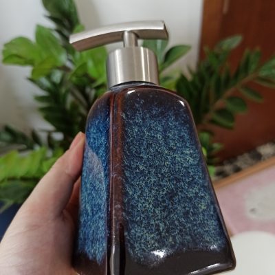 Lọ dầu gội